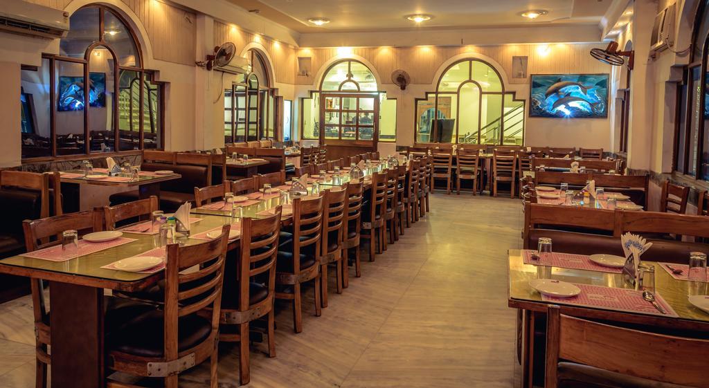 Hotel Solitaire Агра Екстериор снимка